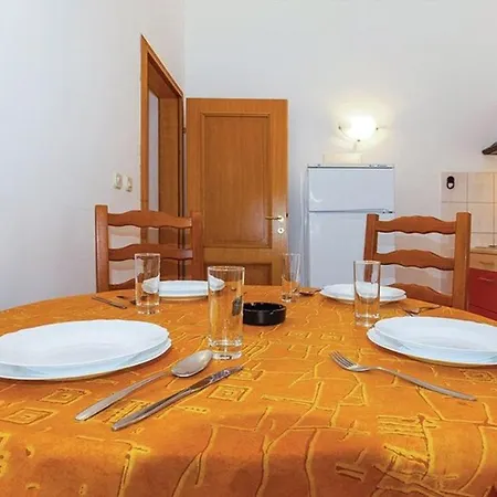 In 27037 Apartment
